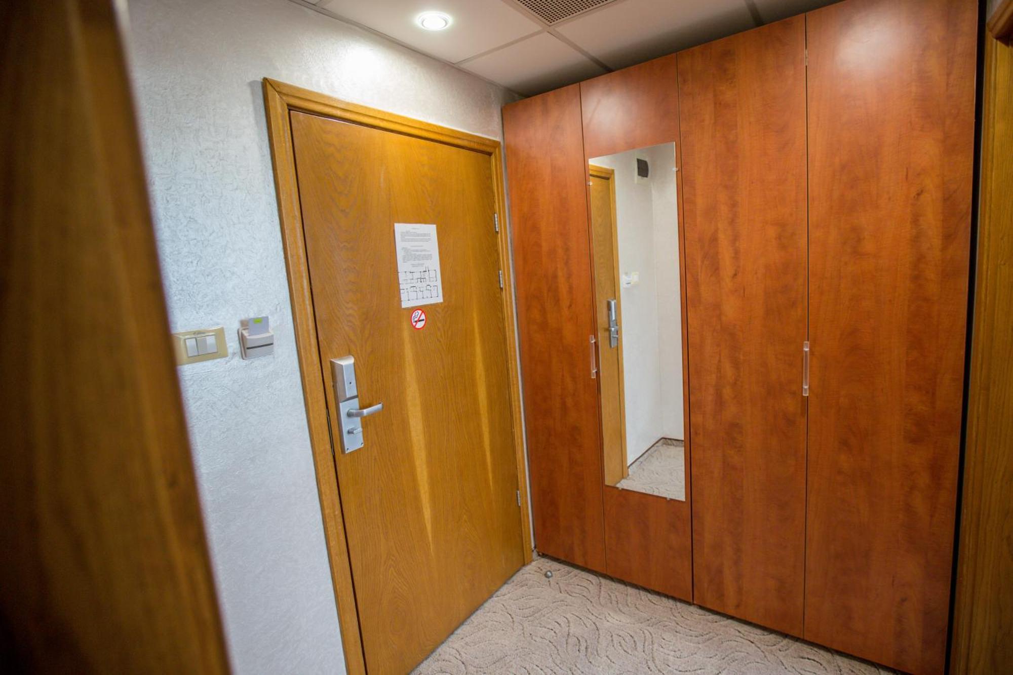 Terra Europe Brontes Hotel Targoviste Kültér fotó