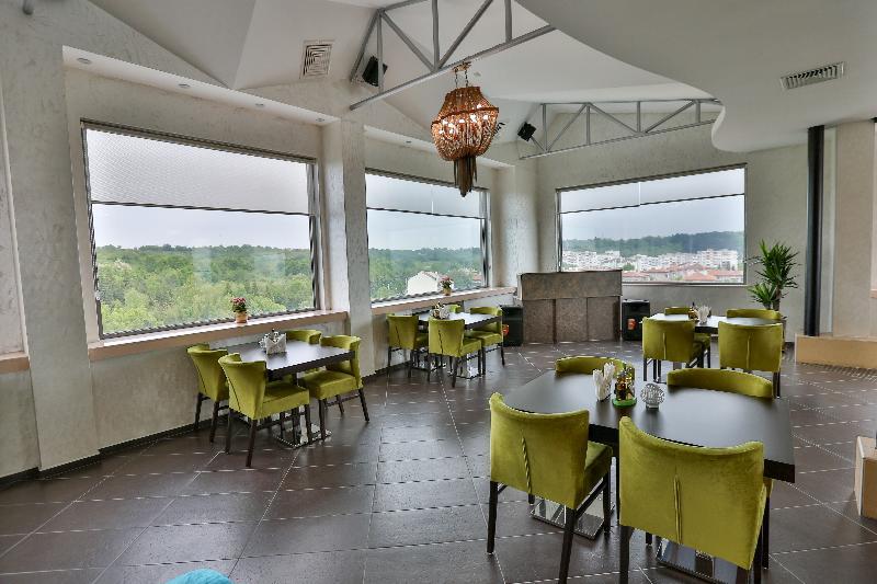 Terra Europe Brontes Hotel Targoviste Kültér fotó